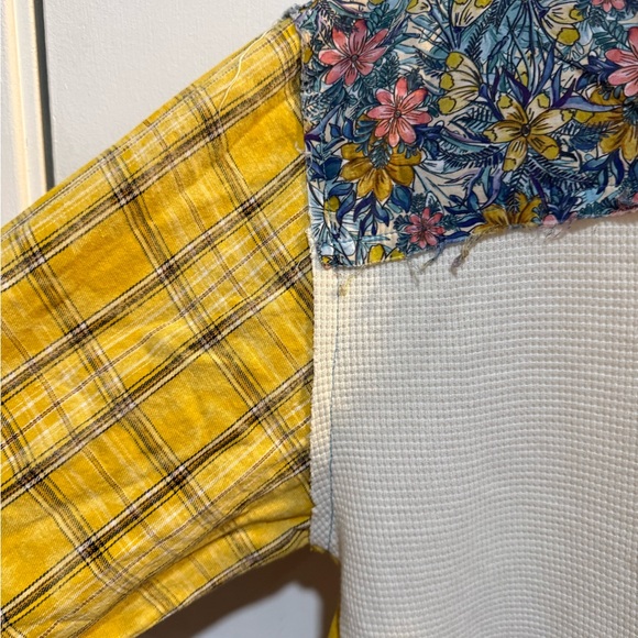 POL Floral Patchwork Blouse in Yellow and Blue-#1089 - Picture 3 of 9